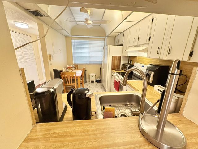 3 of 25 - 3571 Inverrary Drive #209, Lauderhill, FL