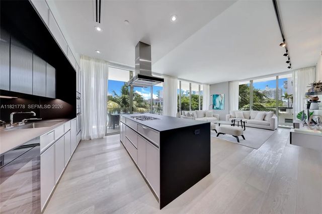 3 of 19 - 300 Collins Avenue #3d, Miami Beach, FL
