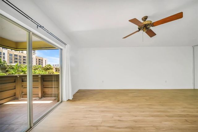 5 of 28 - 8335 Sw 72nd Avenue #315d, Miami, FL