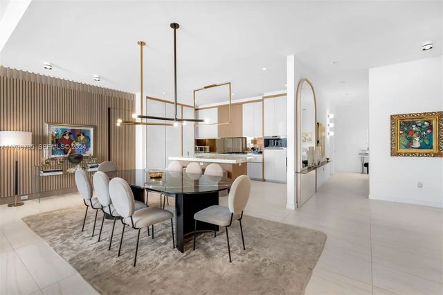 4 of 31 - 2811 S Bayshore Drive #20bc, Miami, FL