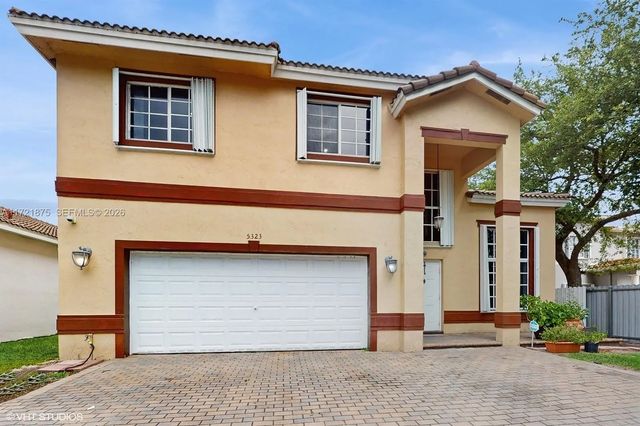 2 of 36 - 5323 Nw 109th Court, Doral, FL