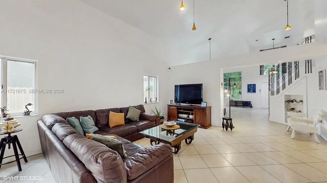 5 of 36 - 5323 Nw 109th Court, Doral, FL