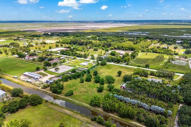 16526 Hollow Tree Lane, Wellington