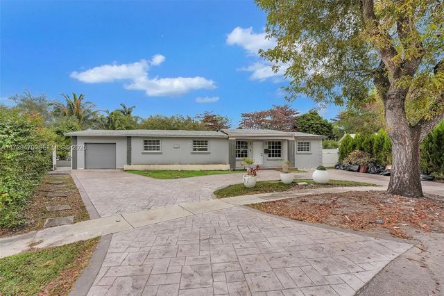18600 Ne 7th Court, North Miami Beach