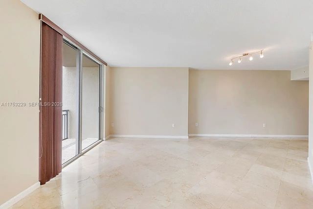 5 of 19 - 9066 Sw 73rd Court #1904, Miami, FL