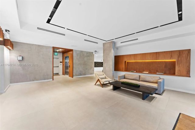 4 of 23 - 13800 Highland Drive #302, North Miami Beach, FL