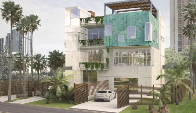 3 of 16 - 18825 Atlantic Boulevard, Sunny Isles Beach, FL