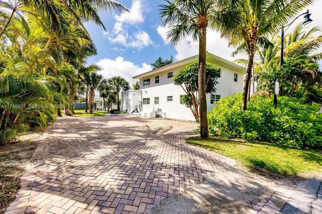 5 of 16 - 18825 Atlantic Boulevard, Sunny Isles Beach, FL