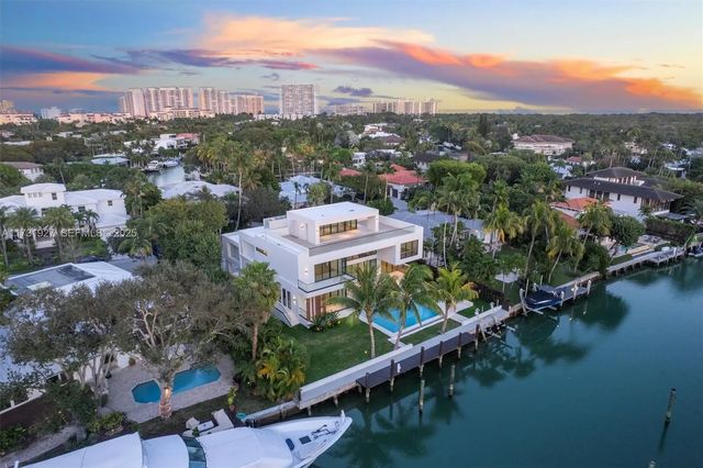 960 Mariner Drive, Key Biscayne