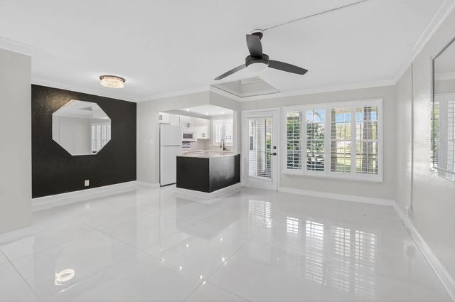 808 Se 7th Street #107, Deerfield Beach