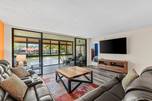 11255 Green Lake Drive #203, Boynton Beach
