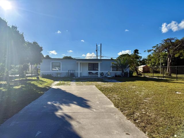 3 of 33 - 303 Nw 28 Way, Fort Lauderdale, FL