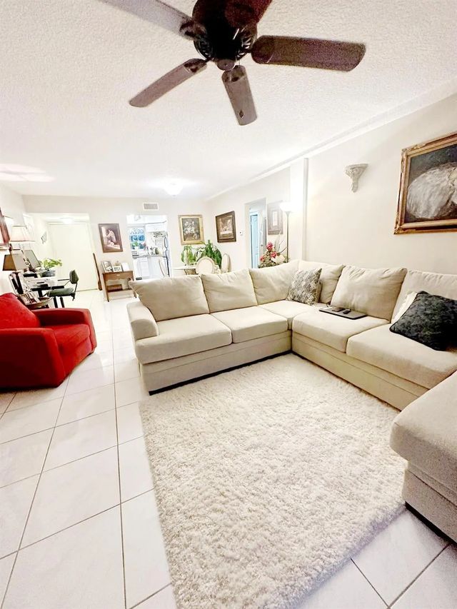5 of 19 - 3475 Broken Woods Drive #101, Coral Springs, FL