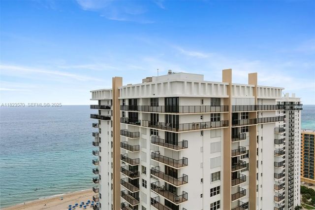 5 of 65 - 2101 S Ocean Drive #2707, Hollywood, FL