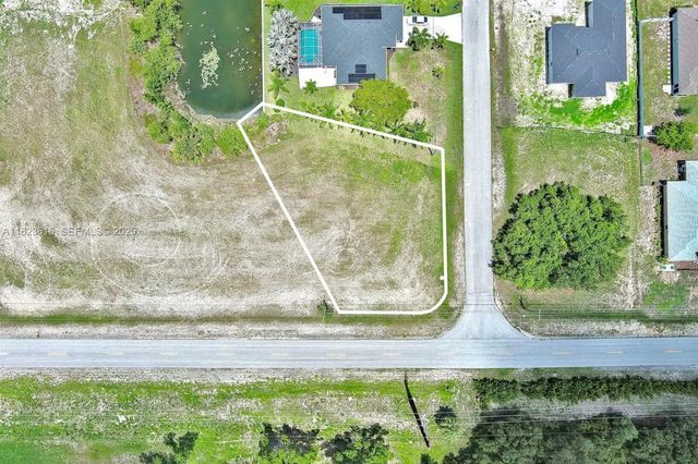 2 of 24 - 3417 Andalusia Boulevard, Cape Coral, FL