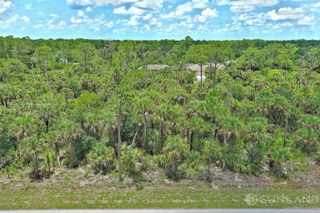 2 of 22 - 134 S Navarra Avenue, Lehigh Acres, FL