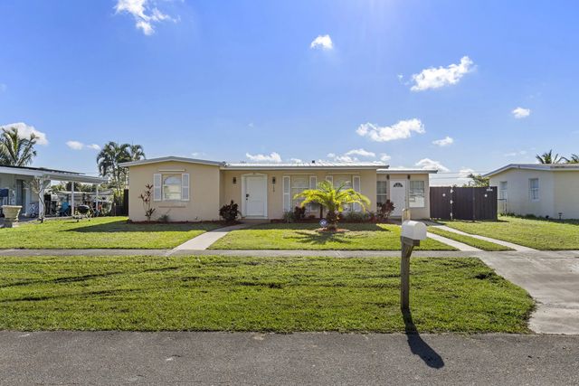 3 of 40 - 150 Princess Drive, Port St. Lucie, FL