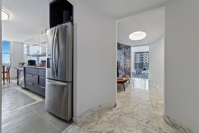4 of 29 - 2751 S Ocean Drive #505n, Hollywood, FL