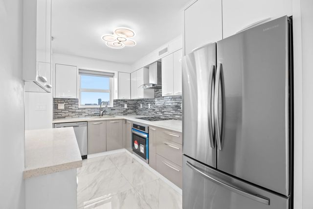 3 of 60 - 137 Golden Isles Drive #914, Hallandale Beach, FL