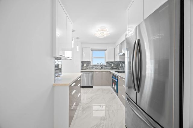 4 of 60 - 137 Golden Isles Drive #914, Hallandale Beach, FL