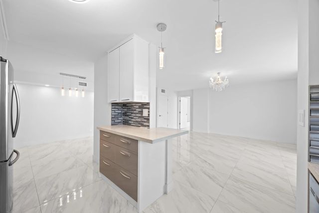 5 of 60 - 137 Golden Isles Drive #914, Hallandale Beach, FL