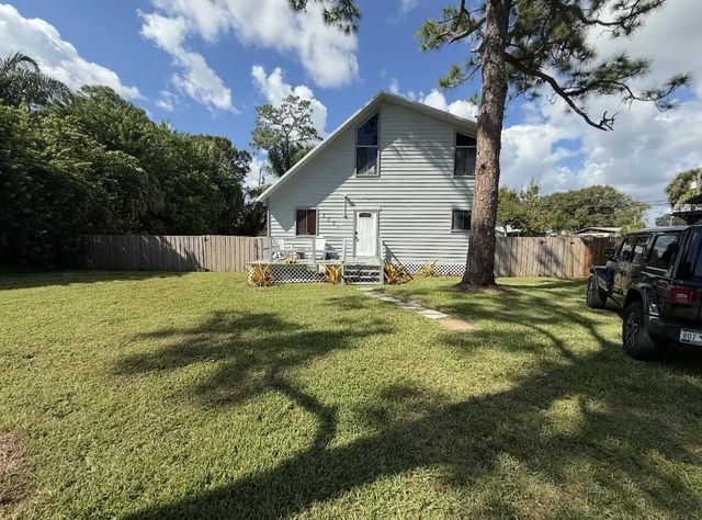5301 Sunset Boulevard, Fort Pierce