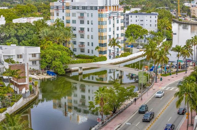 4 of 33 - 2301 Collins Avenue #1030, Miami Beach, FL
