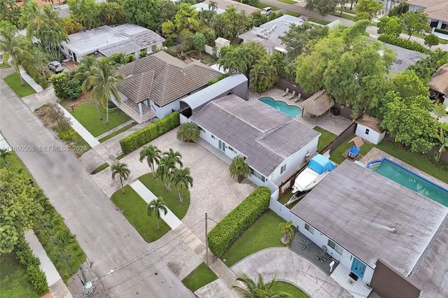 2 of 51 - 1910 N Hibiscus Drive, North Miami, FL