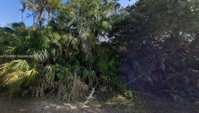 2 of 2 - 18422 Oxford Avenue, Port Charlotte, FL