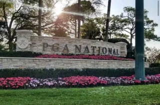 Photo of Listing #R11100619