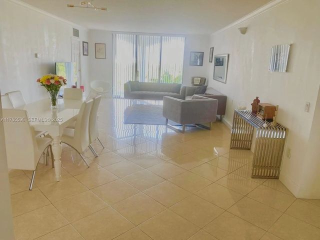 2 of 29 - 9801 Collins Avenue #8m, Bal Harbour, FL