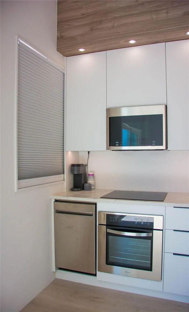 3 of 21 - 4250 Galt Ocean Drive #1m, Fort Lauderdale, FL
