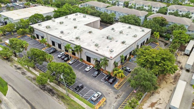 3698 Nw 15th Street, Lauderhill
