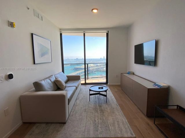 2 of 23 - 398 Ne 5th Street #2910, Miami, FL