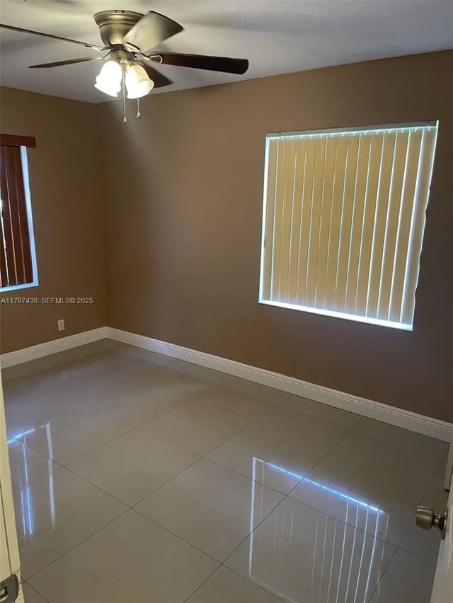 5 of 10 - 853 Sw 12th Street, Fort Lauderdale, FL
