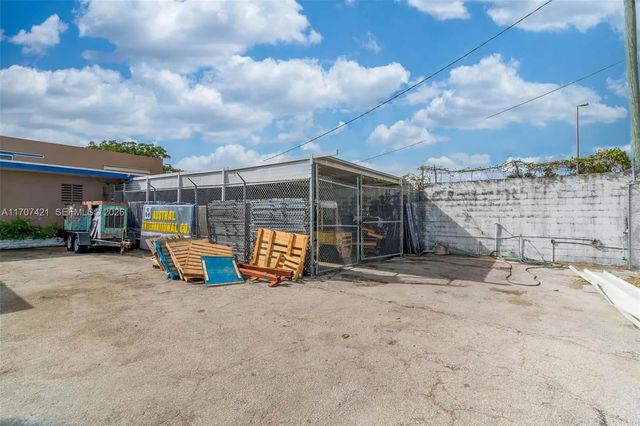 3 of 32 - 3200 S River Drive, Miami, FL