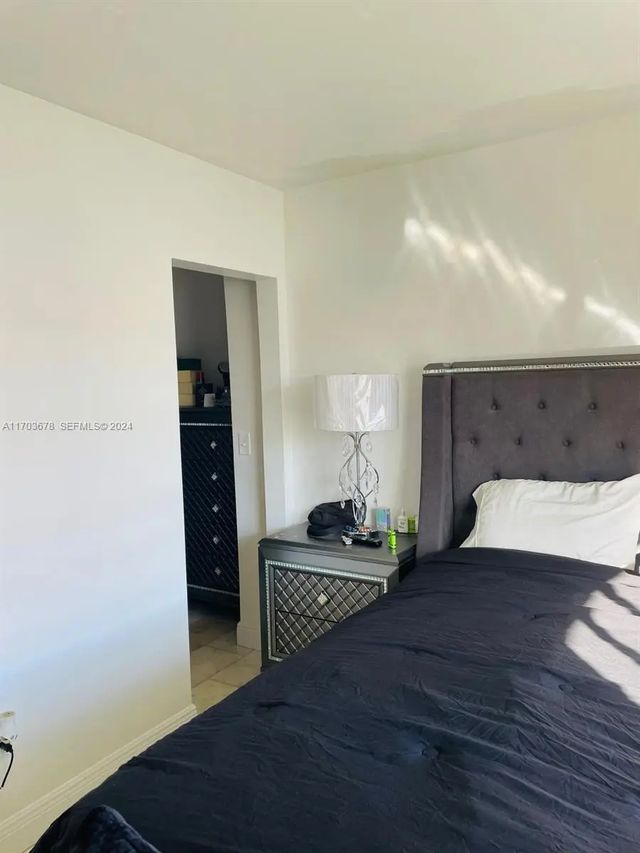 2 of 8 - 1526 Pennsylvania Avenue #14, Miami Beach, FL