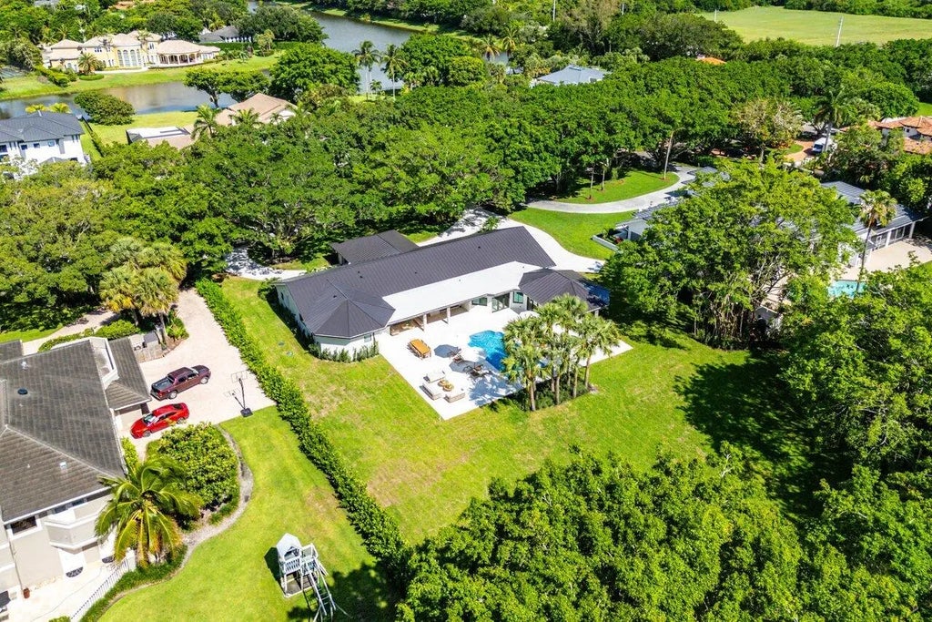 8090 Twin Lake Drive, Boca Raton