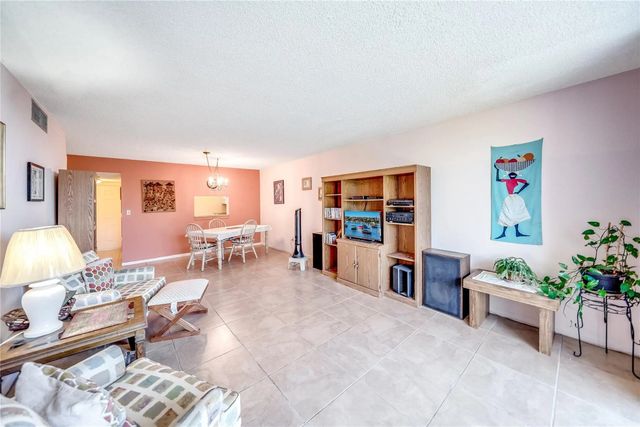 3 of 26 - 2860 Somerset Drive #404k, Lauderdale Lakes, FL