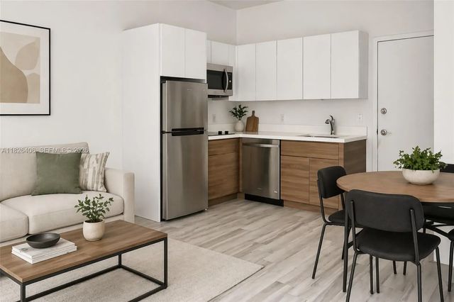1560 Meridian Avenue #206, Miami Beach
