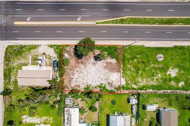 5 of 8 - 3220 Placida, , FL