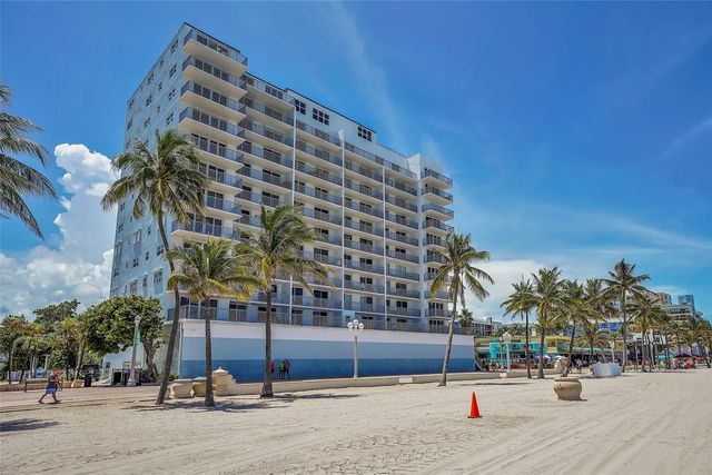 400 N Surf Road #703, Hollywood