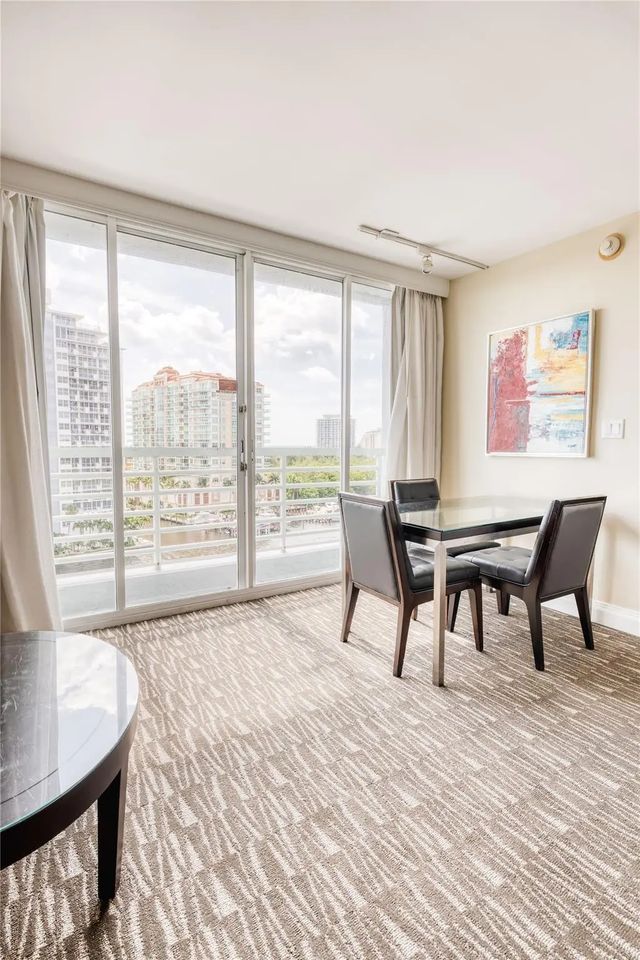 3 of 18 - 2670 E Sunrise Boulevard #826, Fort Lauderdale, FL