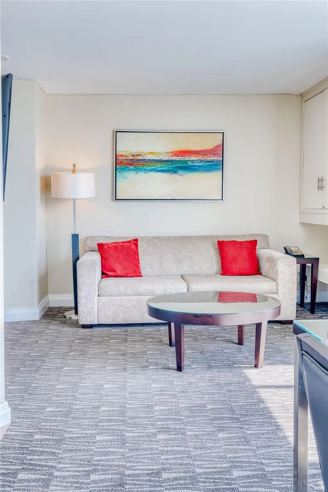 5 of 18 - 2670 E Sunrise Boulevard #826, Fort Lauderdale, FL