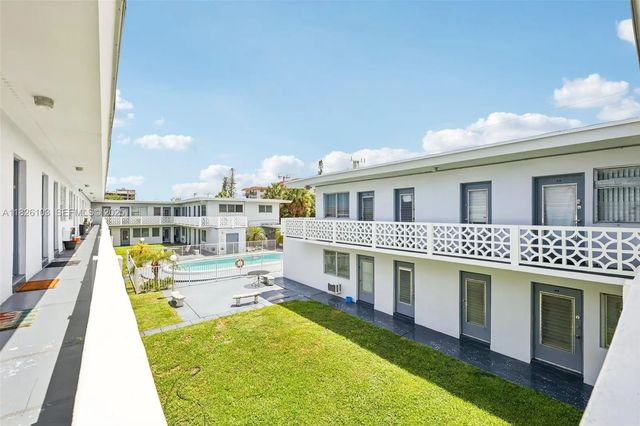 3 of 30 - 12665 Ne 16th Avenue #22, North Miami, FL