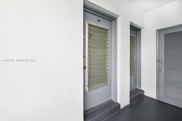 4 of 30 - 12665 Ne 16th Avenue #22, North Miami, FL