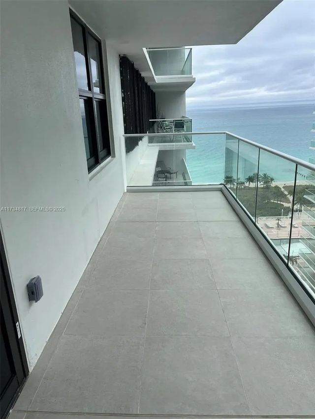 3 of 34 - 9801 Collins Avenue #17j, Bal Harbour, FL