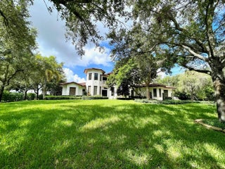 Photo of Listing #R11101699