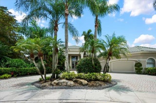 Photo of Listing #R11101712