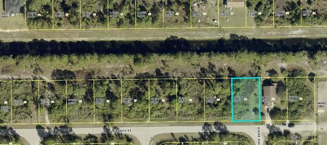 1045 Gladys Street, Lehigh Acres